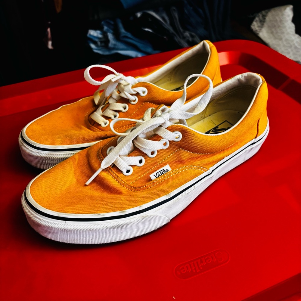 Vans Era Authentic Canvas Blazing Orange Gold/White Size M8/W9.5
